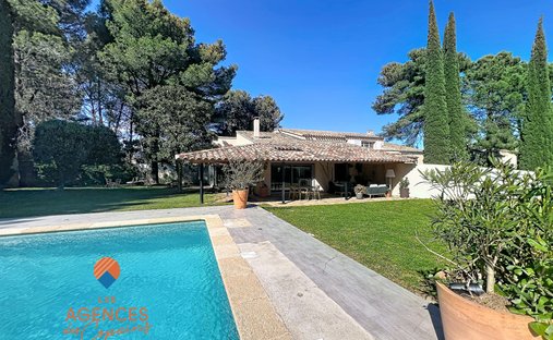 House in Coste Chaude-Mauveou, La Seyne-sur-Mer, France 1