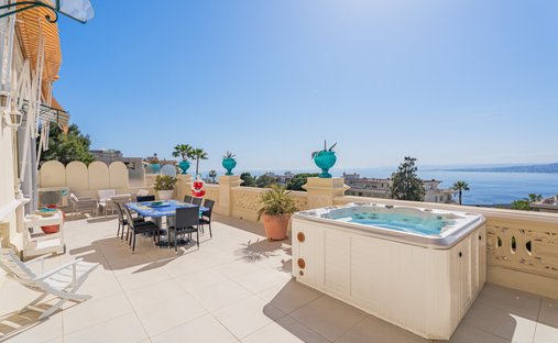 Apartment in Mont Boron, Nice, Provence-Alpes-Côte d'Azur 1
