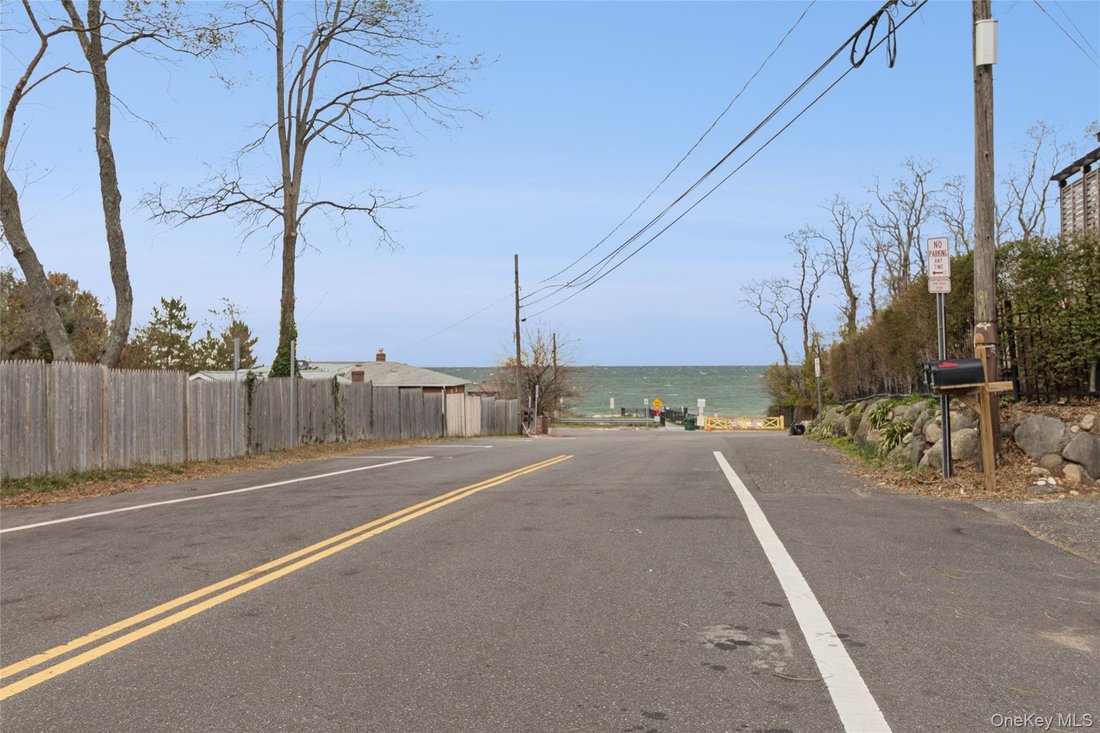 House in Rocky Point, New York, United States 3 - 17727716