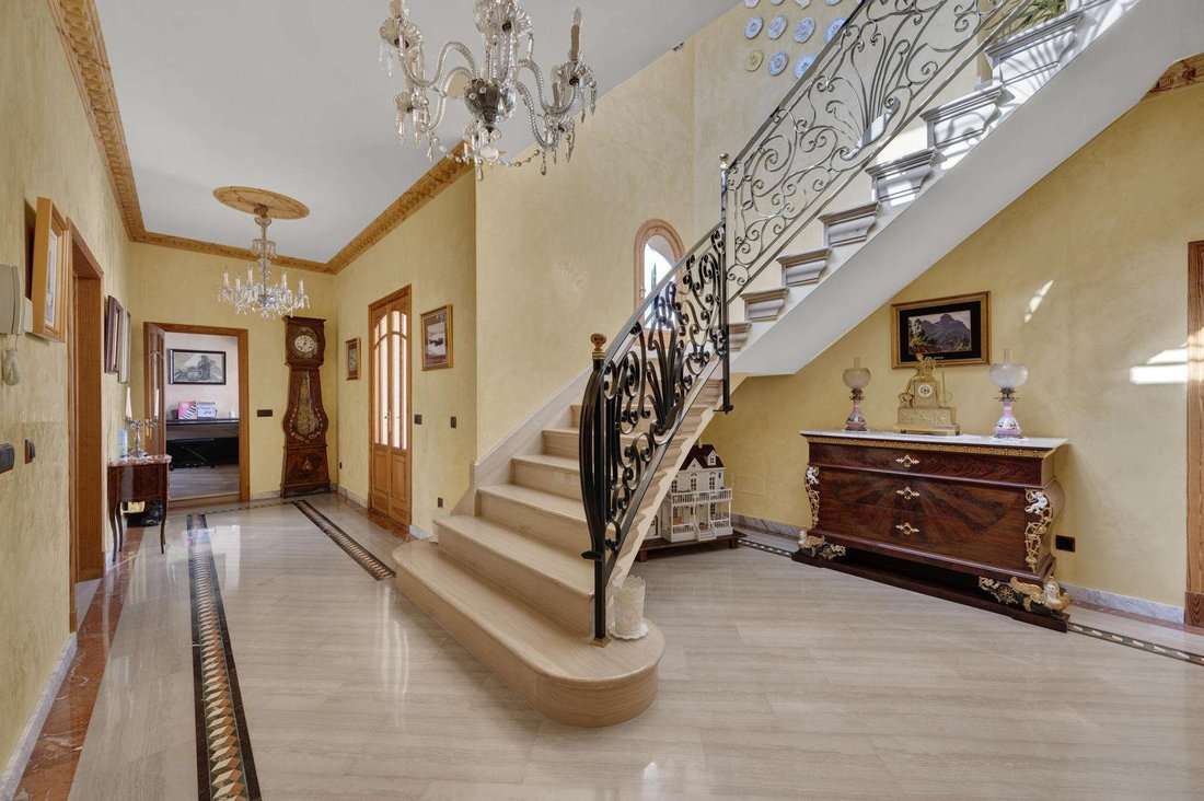 Villa in es Capdella, Calvia, Balearic Islands 2 - 17726854