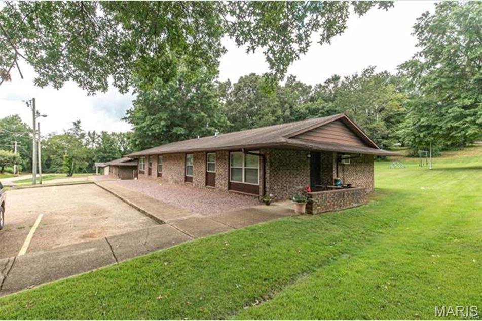 Townhouse in Poplar Bluff, Missouri, United States 1 - 17729545