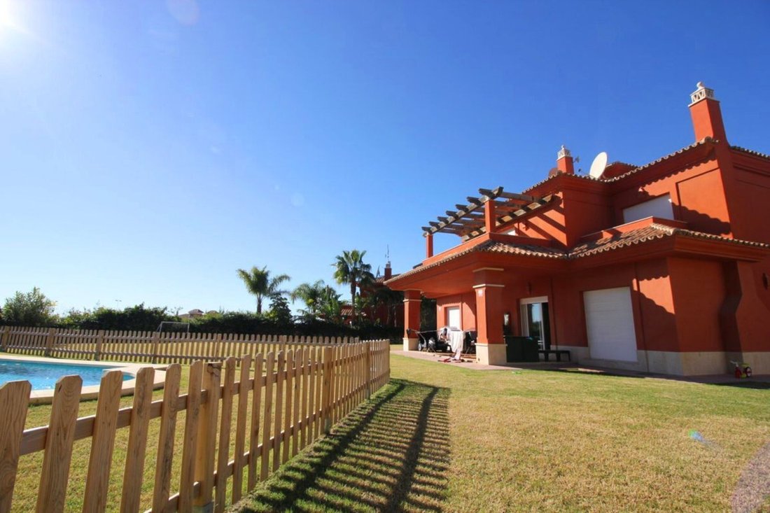 Villa in Marbella, Andalusia, Spain 1 - 17726799