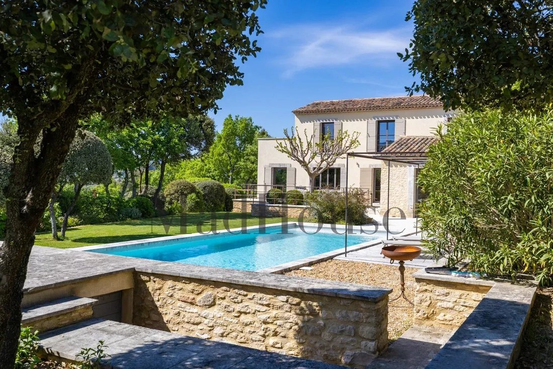 Country House in Beaumettes, Provence-Alpes-Côte d'Azur, France 1 - 17726858