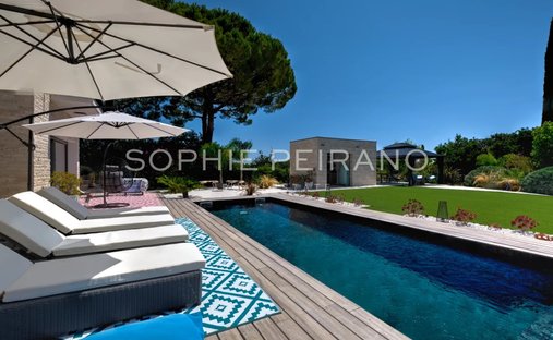 Villa in Mougins, Provence-Alpes-Côte d'Azur, France 1