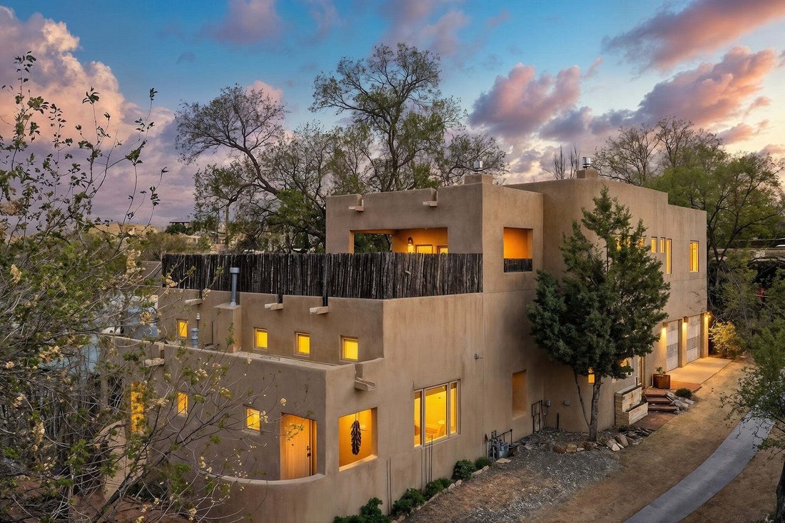 House in Santa Fe, New Mexico, United States 1 - 17729121