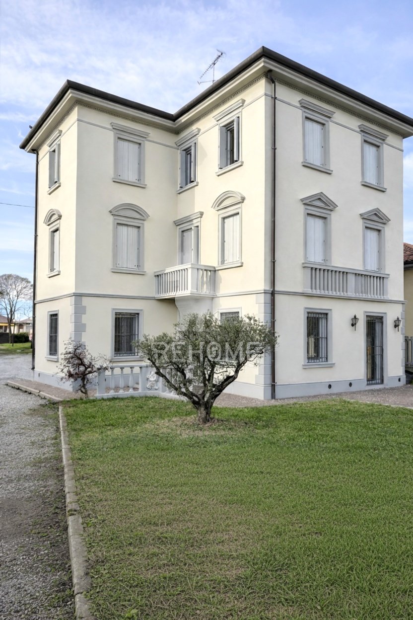Villa in Pozzuolo del Friuli, Friuli – Venezia Giulia, Italy 1 - 17474499