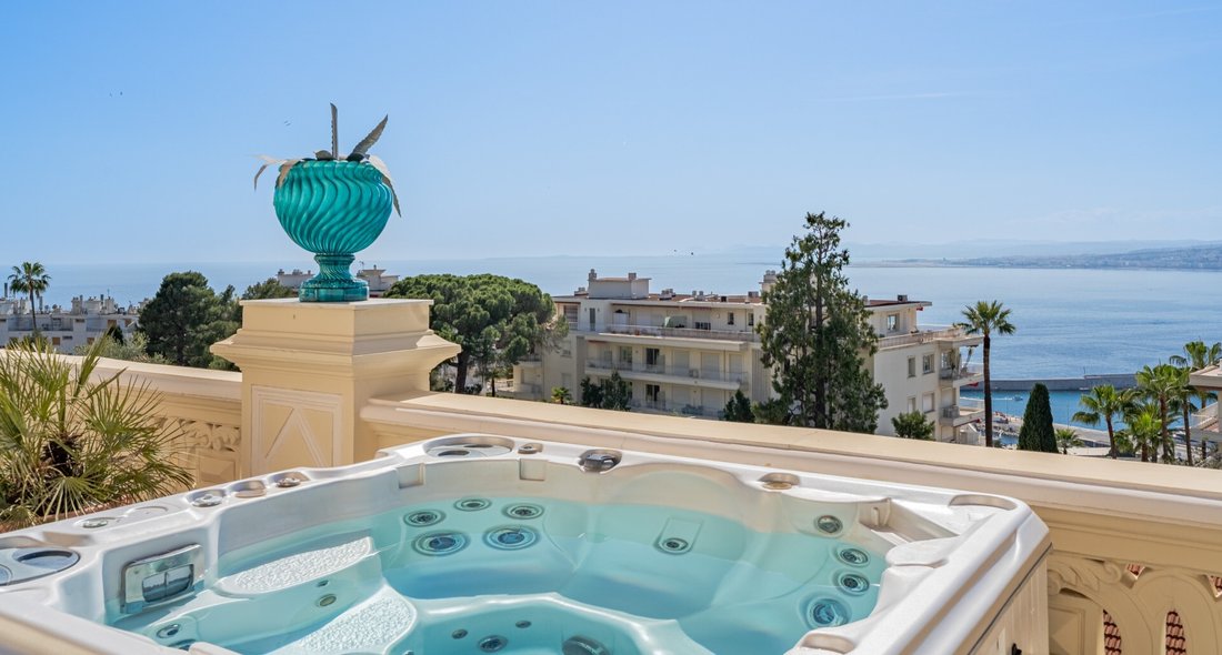 Apartment in Mont Boron, Nice, Provence-Alpes-Côte d'Azur 3 - 17728238