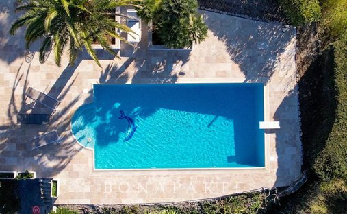 Villa in Tour de Mare, Frejus, France 1