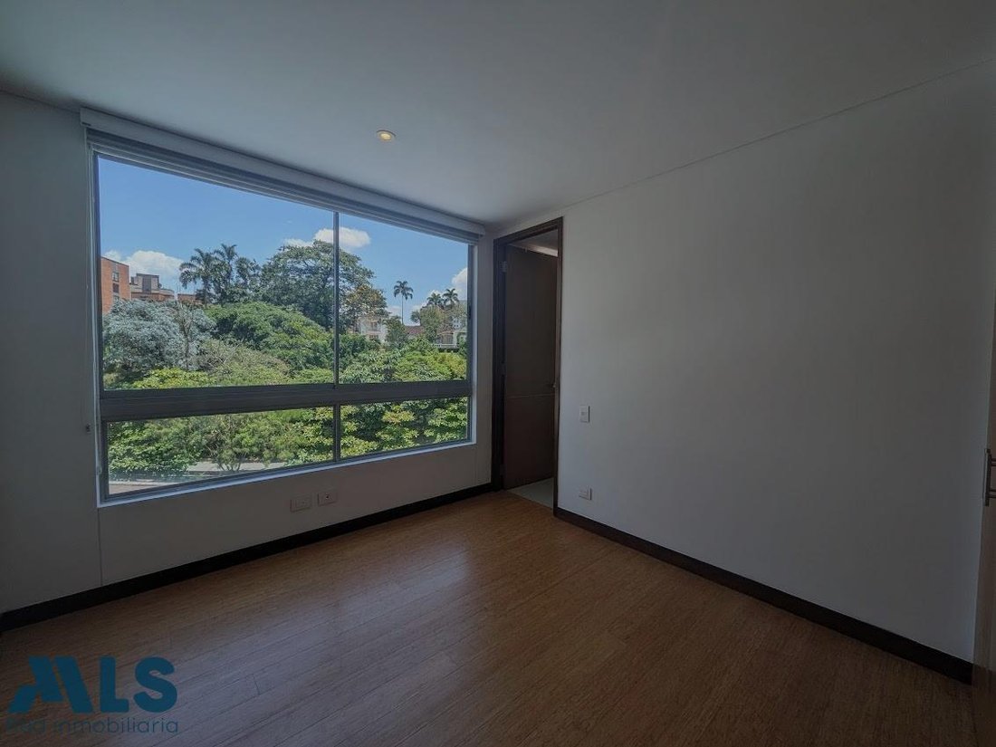 Apartment in Medellín, Antioquia, Colombia 5 - 17727417