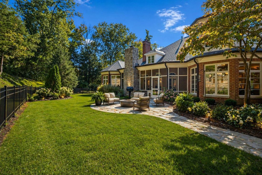 House in Forest Hills, Tennessee, United States 4 - 17257518