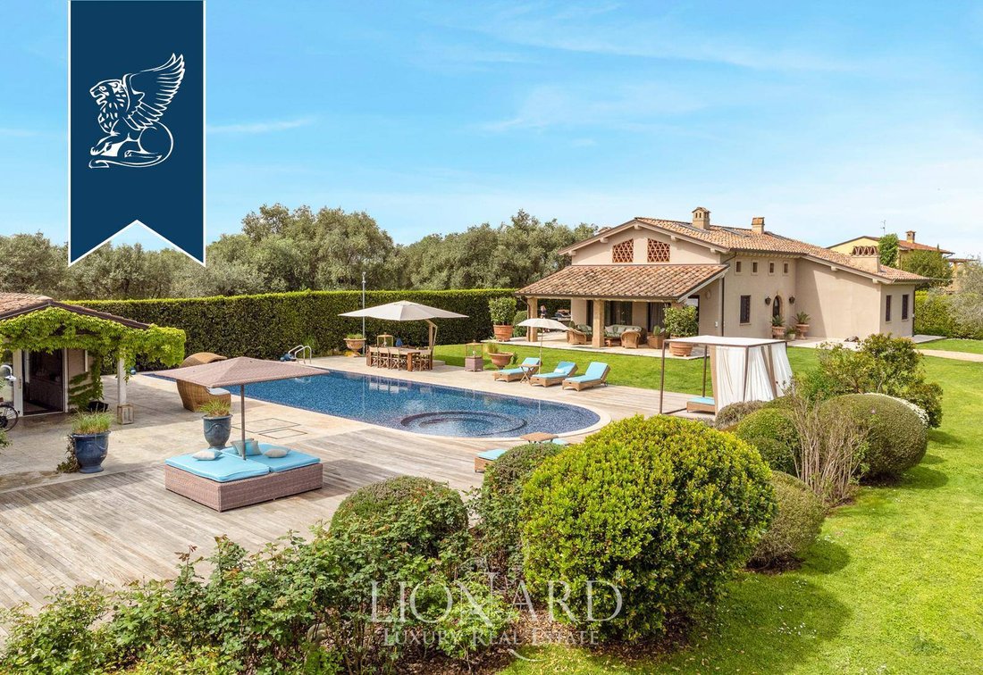Villa in Pietrasanta, Tuscany, Italy 5 - 17730852