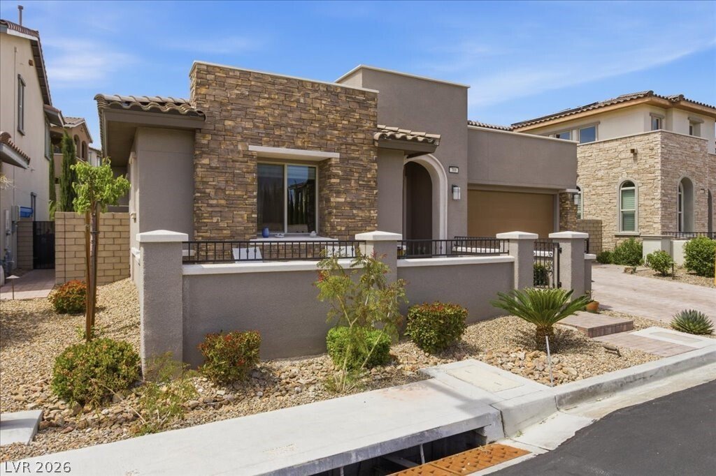 House in Las Vegas, Nevada, United States 2 - 17726580