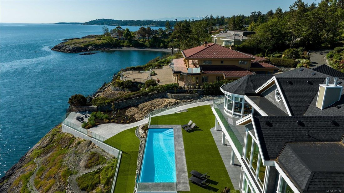House in Saanich, British Columbia, Canada 5 - 17731106