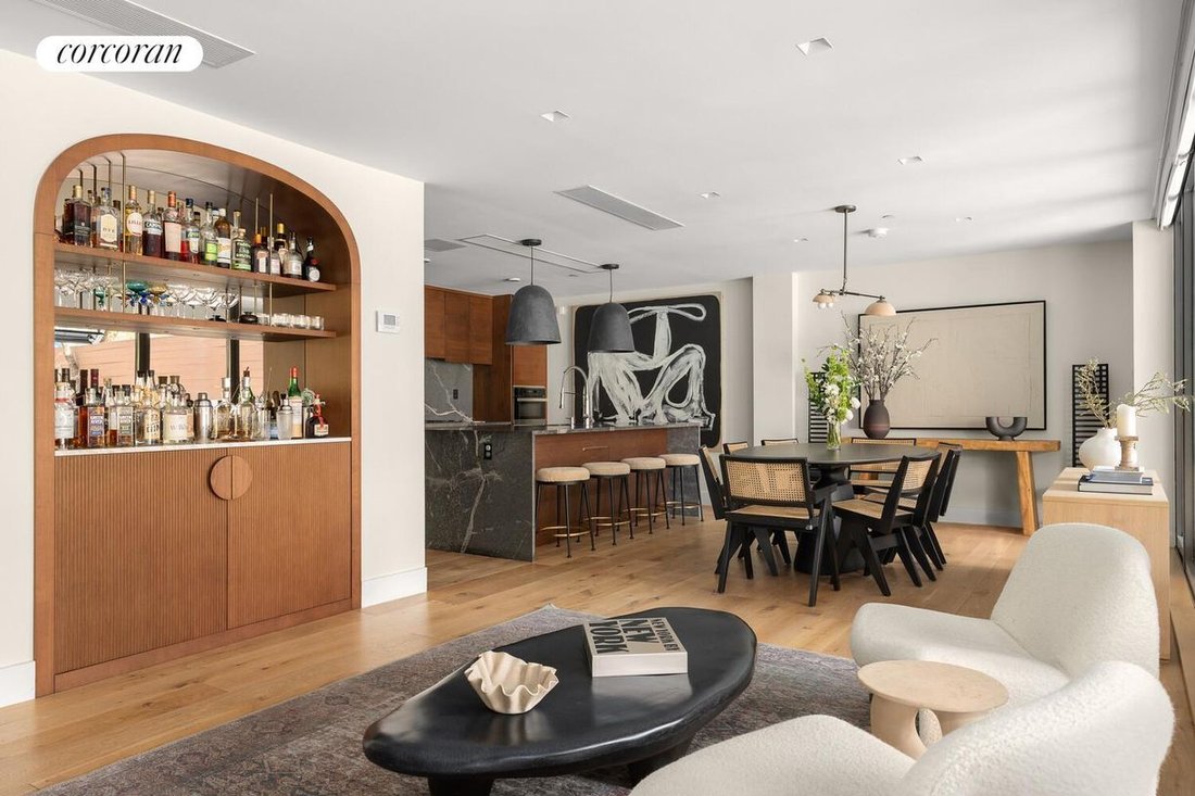 Condo in New York, New York, United States 1 - 17728877