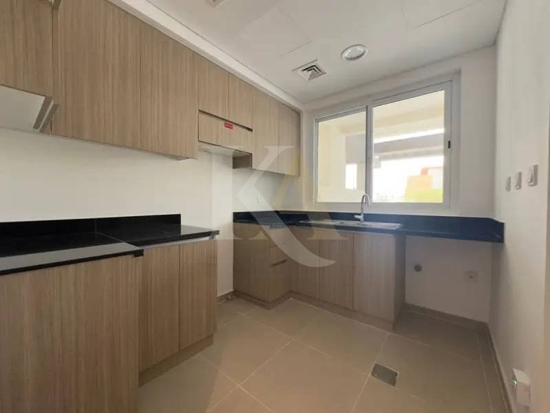 Townhouse in Damac Hills 2, Dubai, United Arab Emirates 4 - 17727484