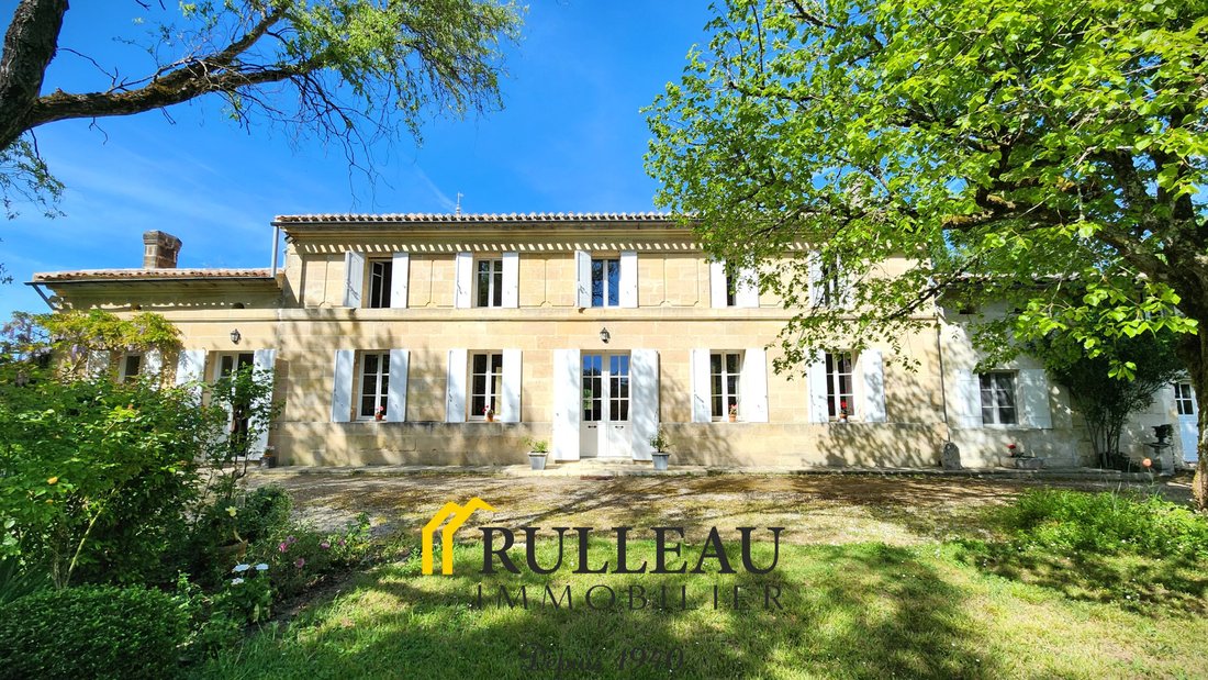 Estate in Nord Est, Saint-André-de-Cubzac, France 4 - 17730221