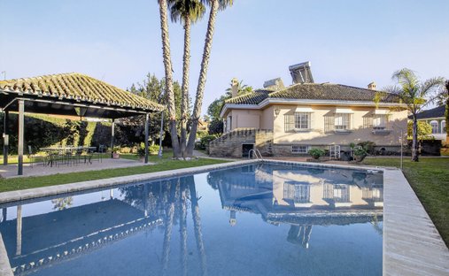House in Montequinto, Dos Hermanas, Spain 1