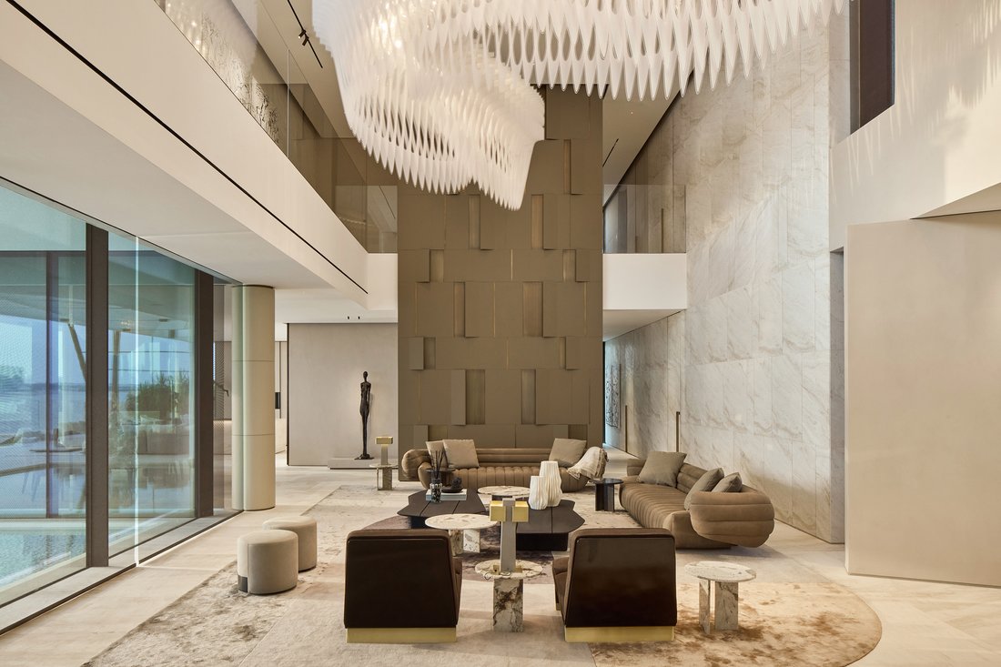 One Of A Kind Waterfront Villa On Palm In Dubai, Dubai, United Arab ...