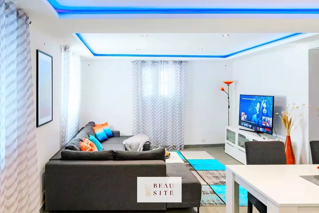 Apartment in Musiciens - Thiers, Nice, France 2 - 17728109