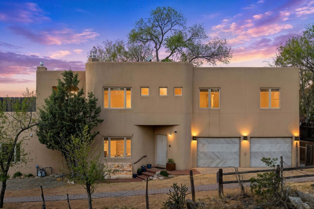 House in Santa Fe, New Mexico, United States 2 - 17729121