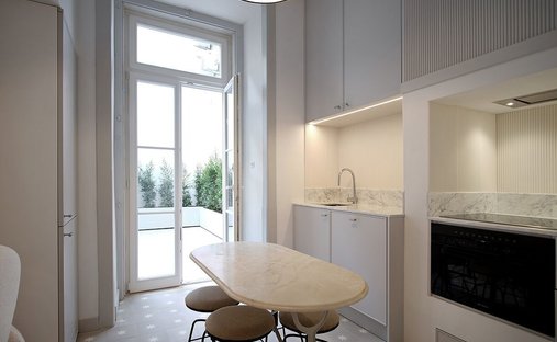 Apartment in Misericordia, Lisbon, Portugal 1