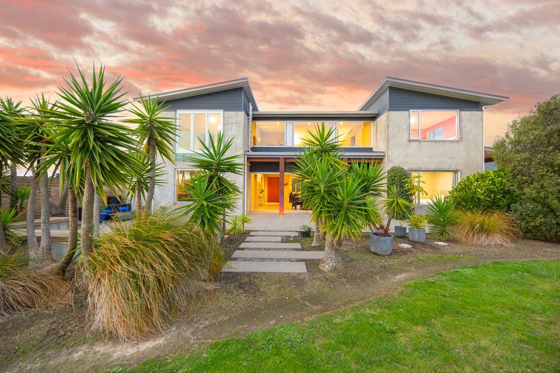 House in Feilding, Manawatu-Wanganui, New Zealand 4 - 17729002