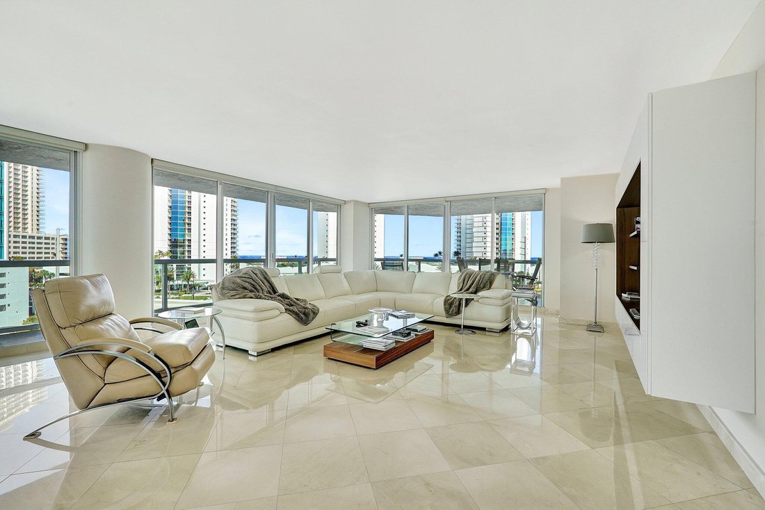 Condo in Sunny Isles Beach, Florida, United States 5 - 17729698