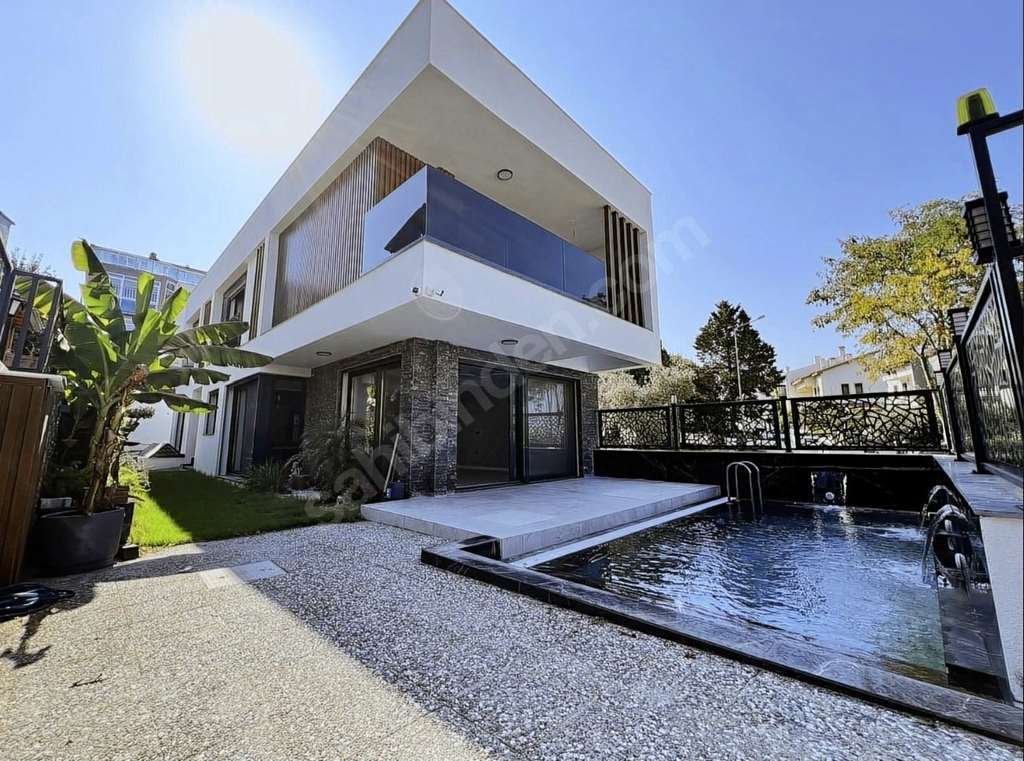Villa in Kuşadası, Aydın, Turkey 3 - 17727289
