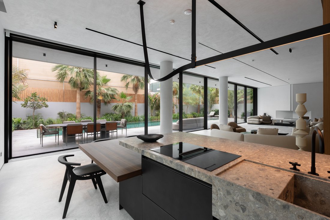 Villa in Jumeirah, Dubai, United Arab Emirates 3 - 17728185