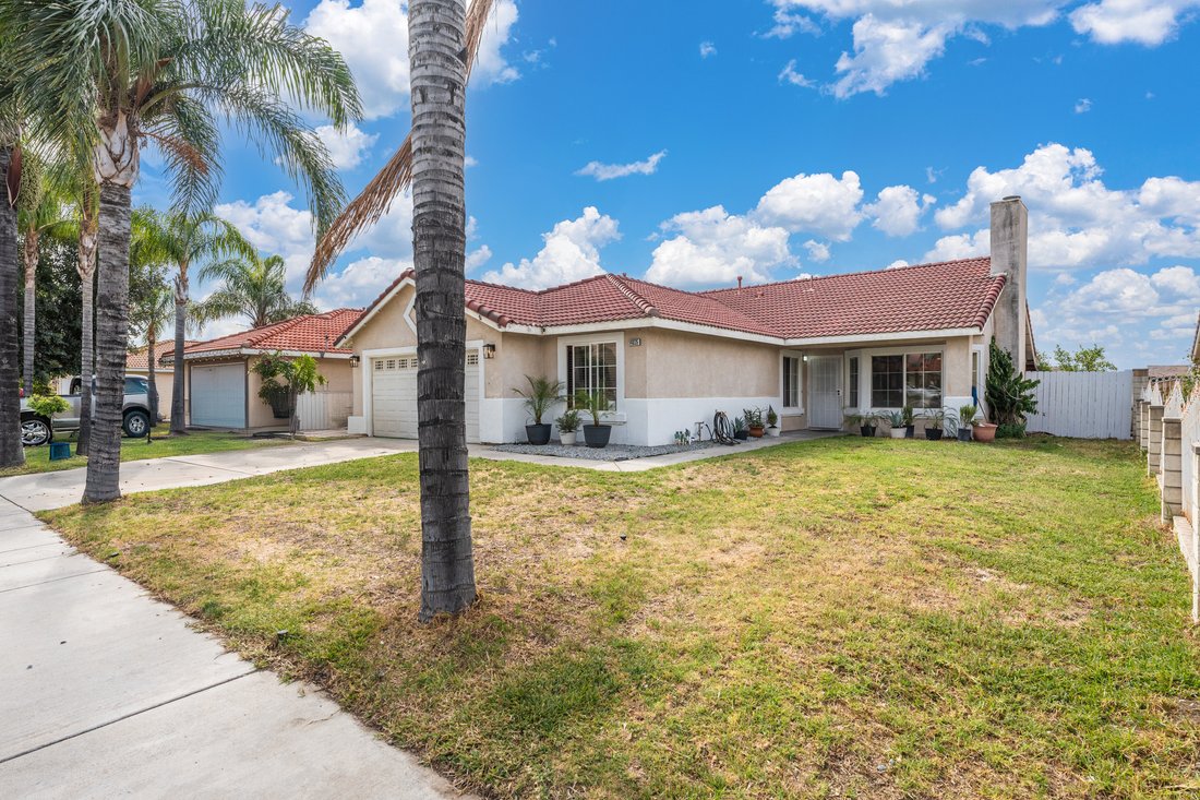 House in Fontana, California, United States 2 - 17728884