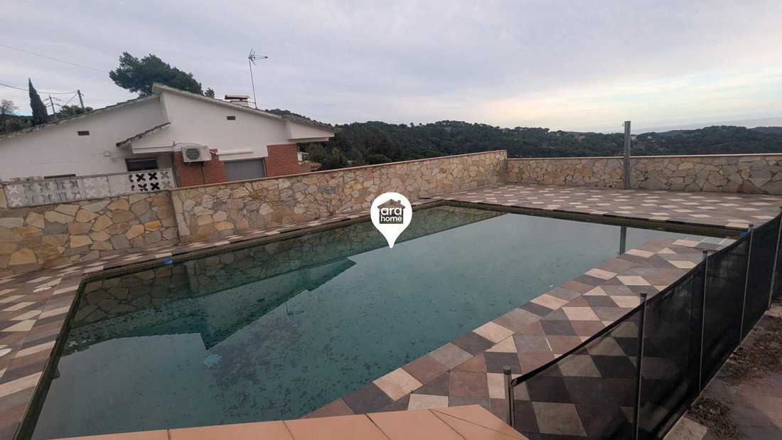 Villa in Sant Cebria de Vallalta, Catalonia, Spain 5 - 17283339