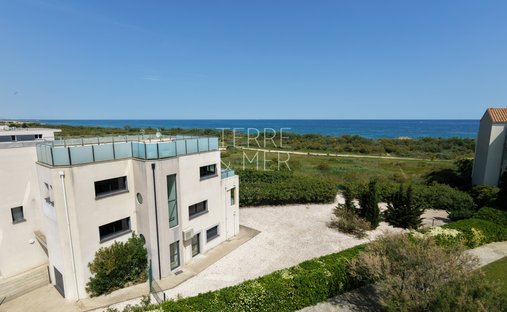 Casa a Saint-Cyprien, Occitania, Francia 1