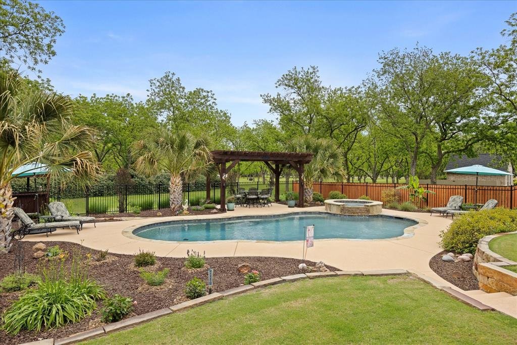 House in Granbury, Texas, United States 3 - 17730476