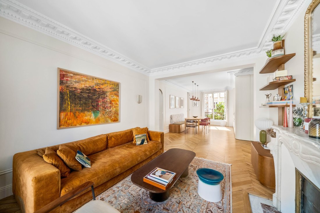 Apartment in Amiraux-Simplon-Poissonniers, Paris 18e Arrondissement, Paris 5 - 17732238