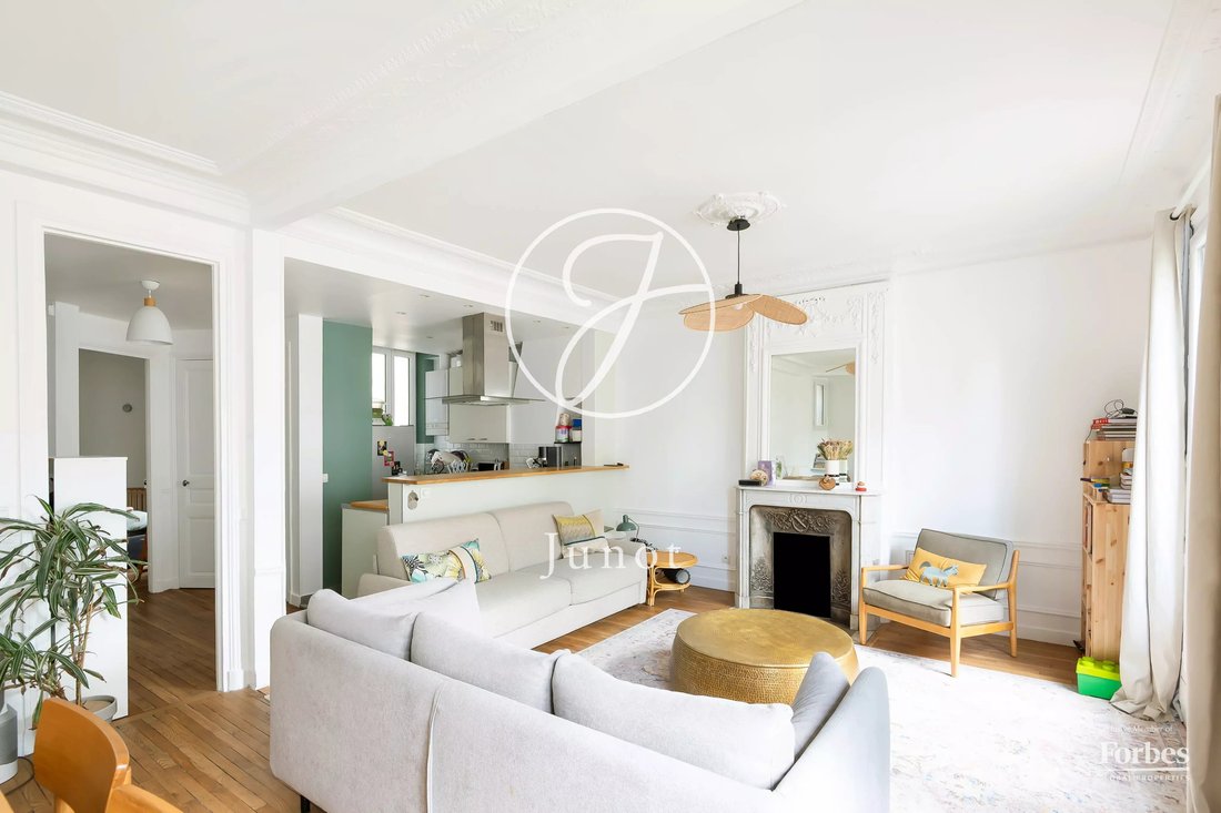 Apartment in Clignancourt-Jules Joffrin, Paris 18e Arrondissement, Paris 4 - 17591674