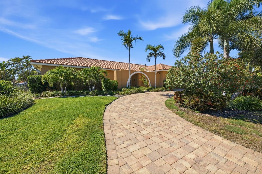 House in St. Petersburg, Florida, United States 3 - 17729916