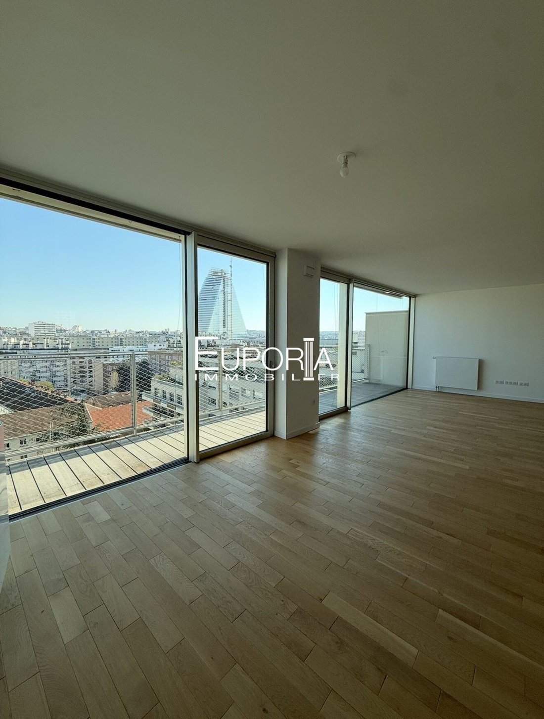 Apartment in Violet Commerce, Paris 15e Arrondissement, Paris 5 - 17732382
