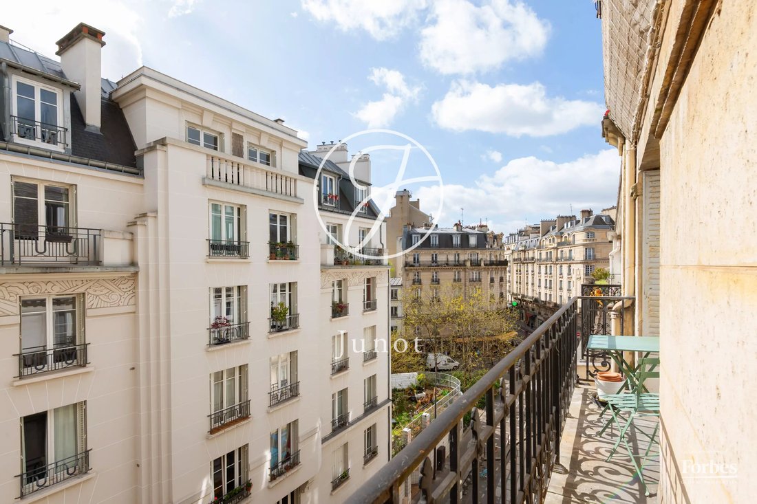 Apartment in Clignancourt-Jules Joffrin, Paris 18e Arrondissement, Paris 1 - 17591674