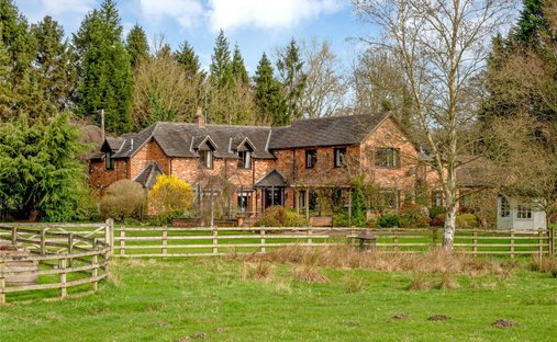 House in Blackwall, Ednaston, England 1