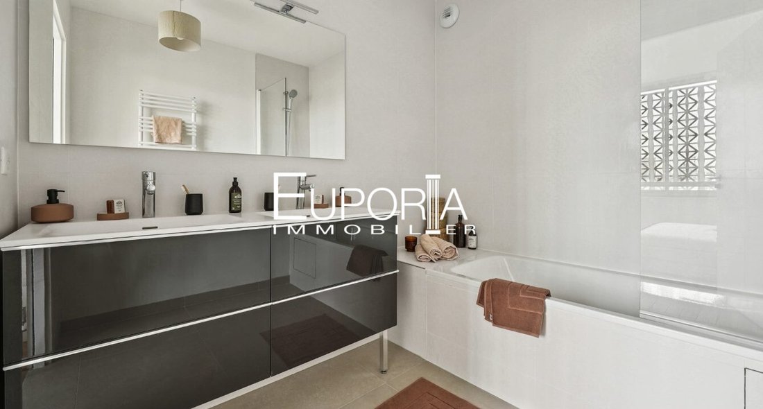 Apartment in Violet Commerce, Paris 15e Arrondissement, Paris 5 - 17732374