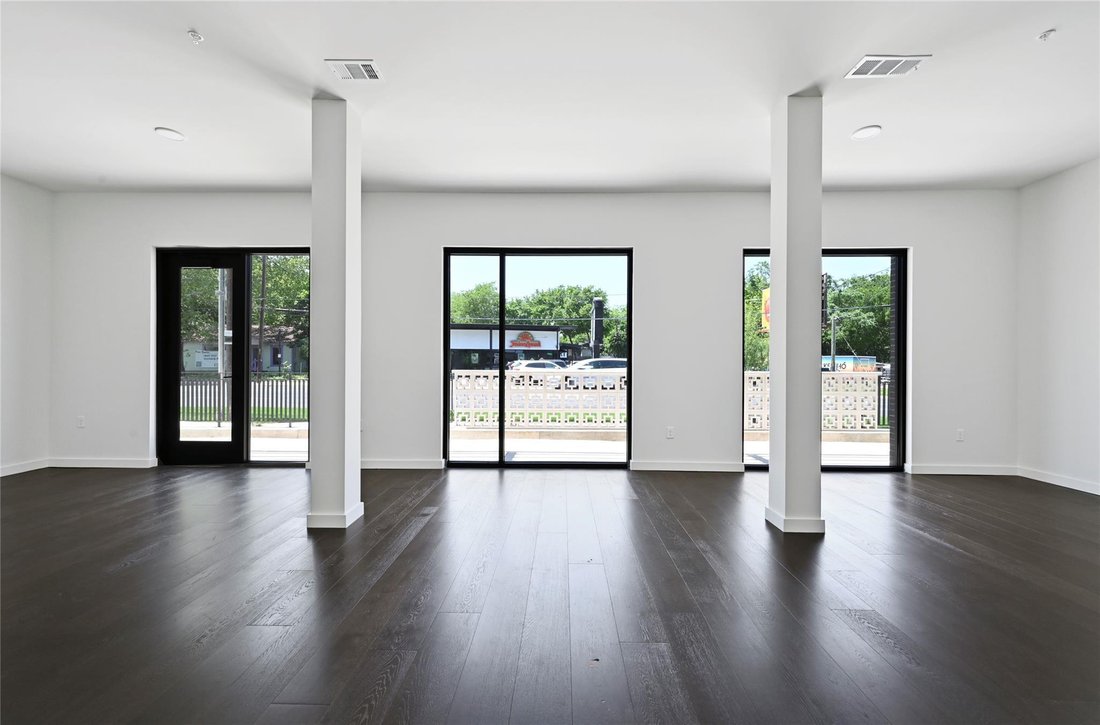 House in Austin, Texas, United States 4 - 17729852