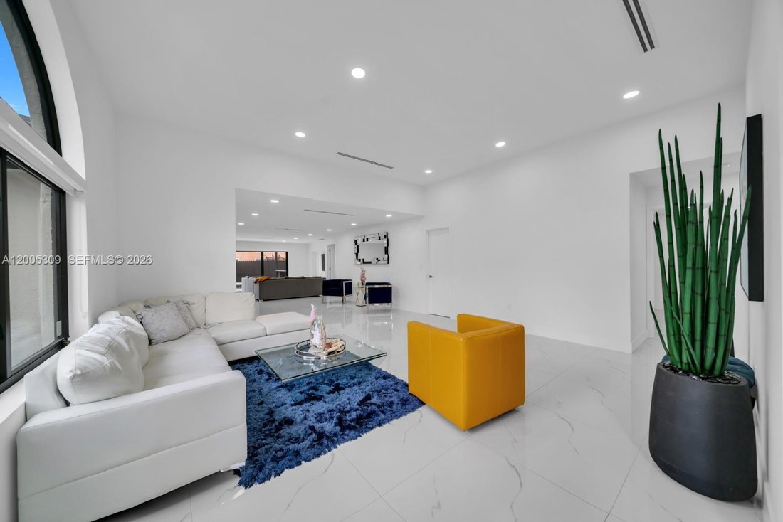 House in Miami, Florida, United States 5 - 17729768