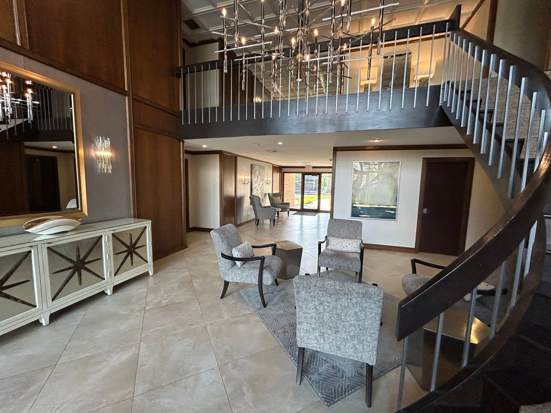 Condo in Oak Brook, Illinois, United States 5 - 17729968