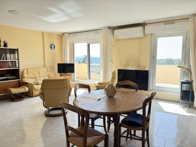 Apartment in Granettes-Jauberte-Sainte Anne, Aix-en-Provence, France 5 - 17616404