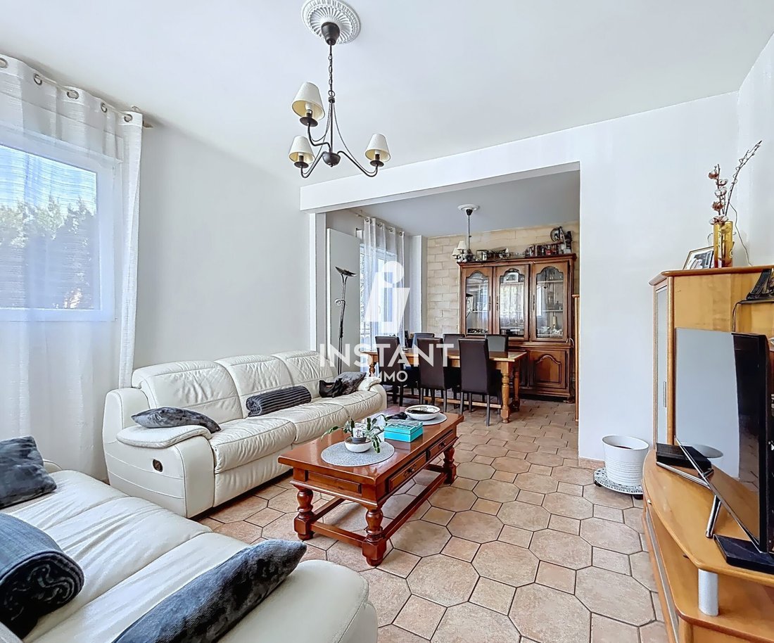 House in Creteil, Ile-de-France, France 3 - 17732276