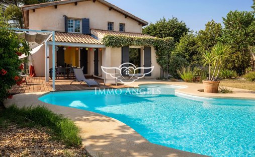 House in Peripherie, Saint-Georges-d'Orques, France 1