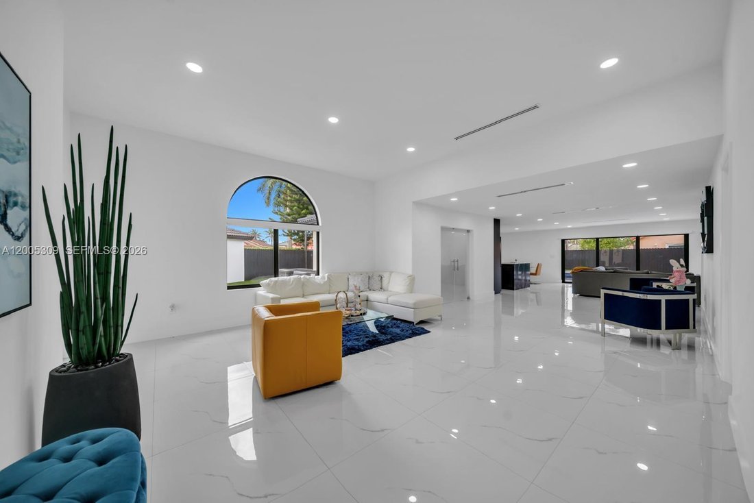 House in Miami, Florida, United States 4 - 17729768