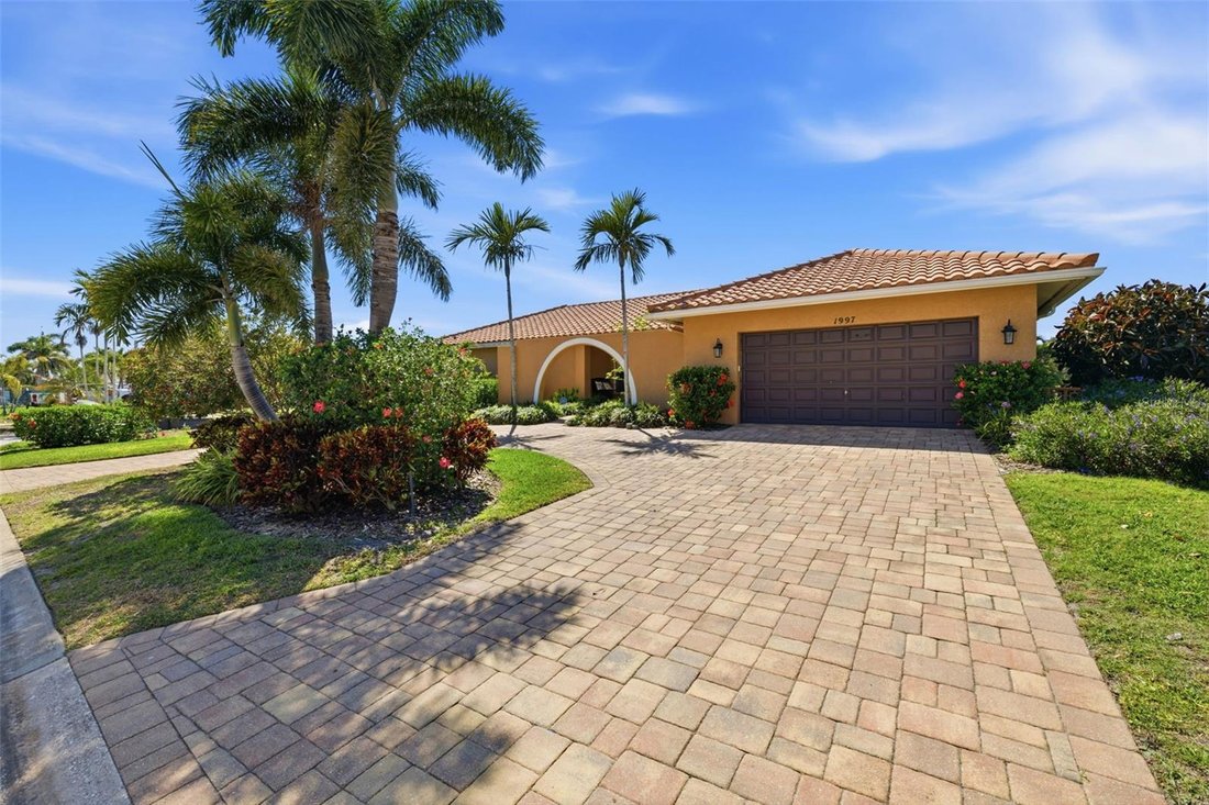 House in St. Petersburg, Florida, United States 1 - 17729916
