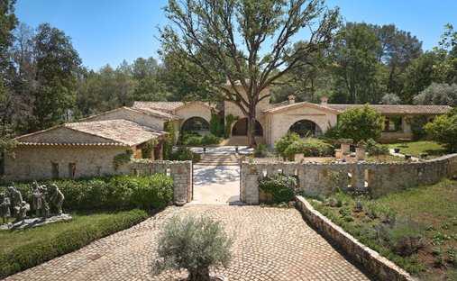Maison à Tourrettes-sur-Loup, Provence-Alpes-Côte d'Azur, France 1