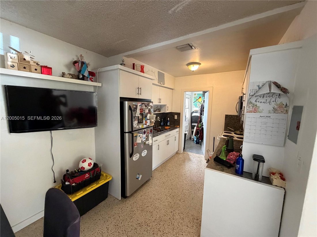 House in Miami, Florida, United States 3 - 17729736